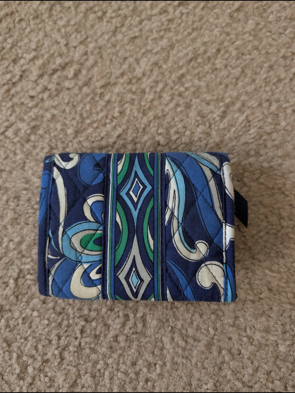 Vera Bradley Pocket Wallet In Retired Mediterrean Blue Pattern - Picture 4 of 4
